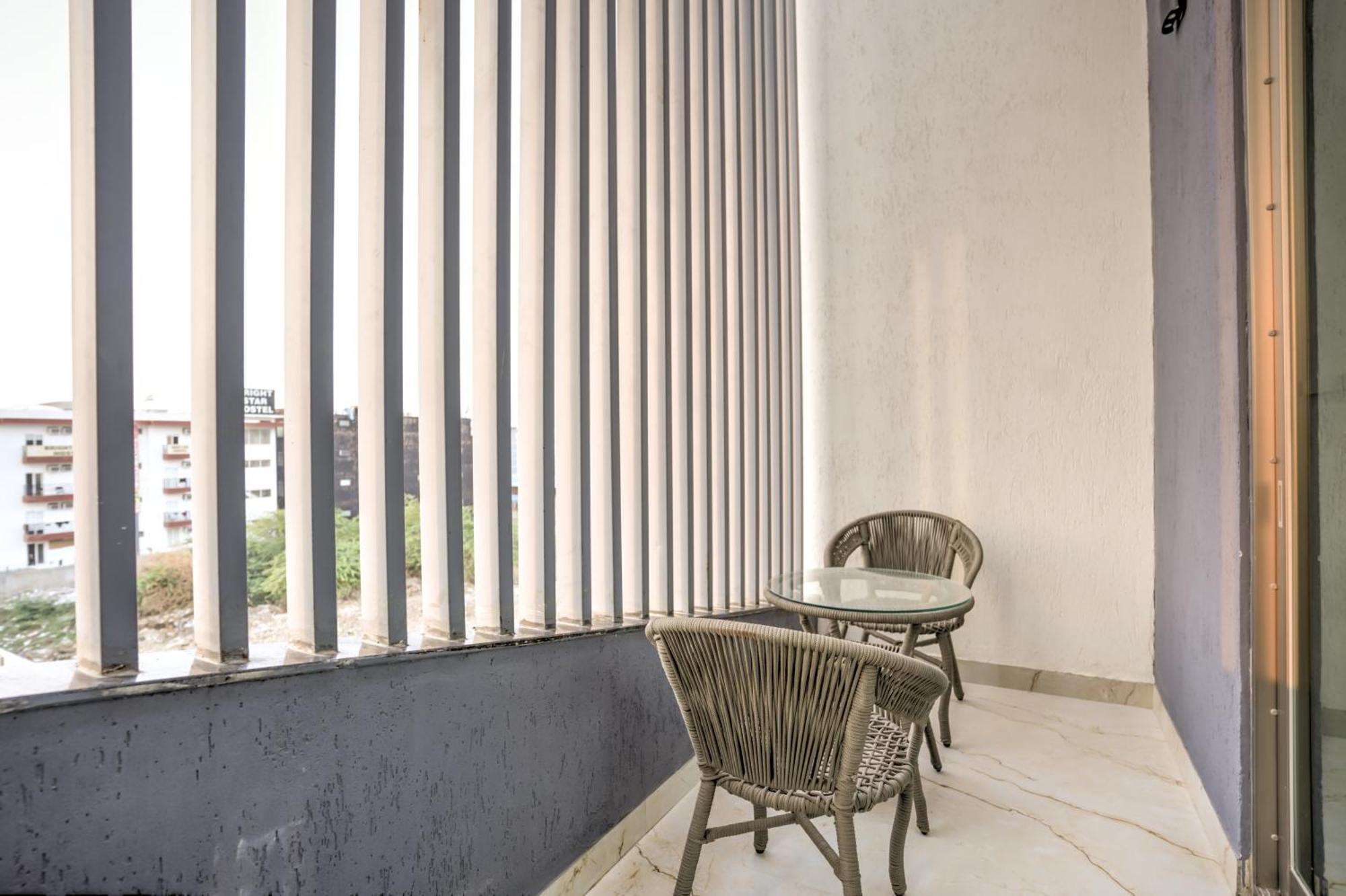 גרייטר נוידה Rj Hotel - Managed By Atithi House מראה חיצוני תמונה