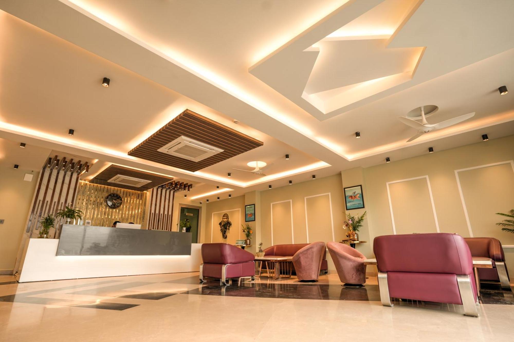 גרייטר נוידה Rj Hotel - Managed By Atithi House מראה חיצוני תמונה